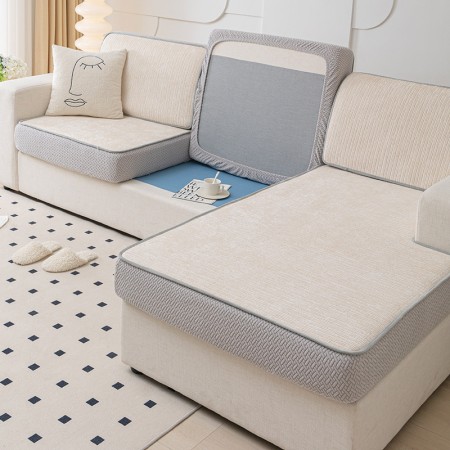 All-inclusive universal sofa cover for all seasons